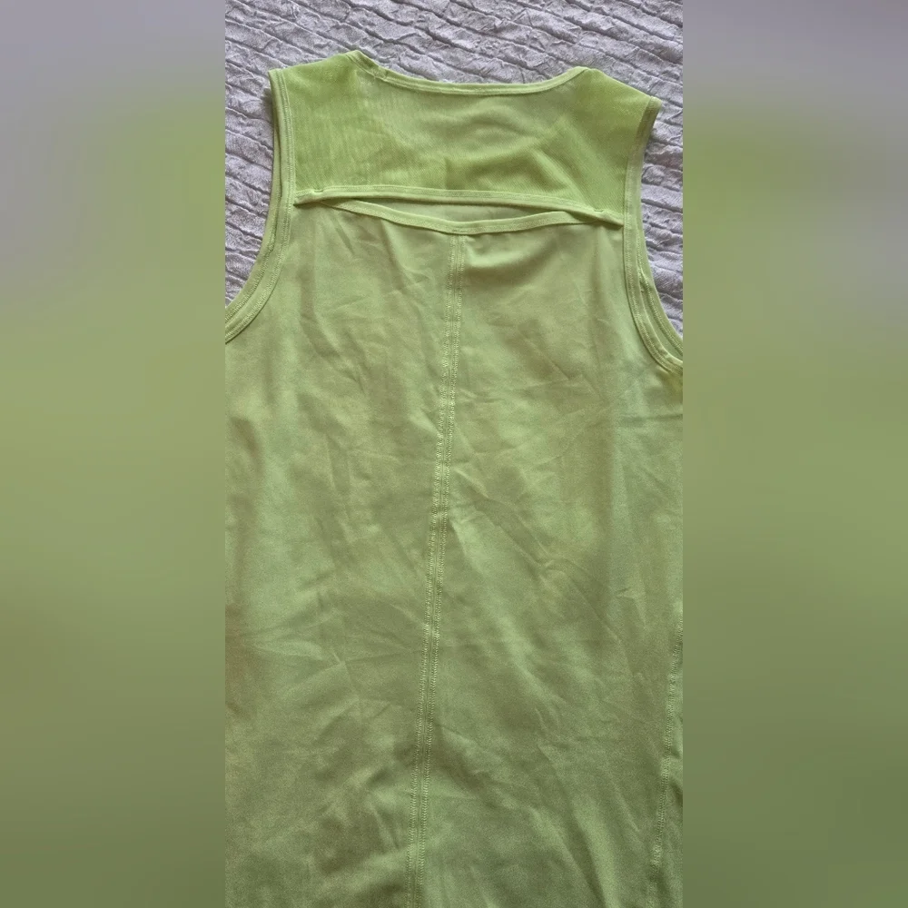 lululemon athletica vibrant lime